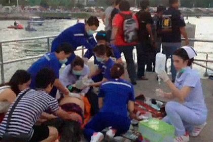 Посольство РФ в Таиланде опровергло гибель россиян при крушении парома