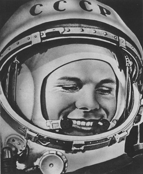 Всемирный день авиации и космонавтики - 12 апреля