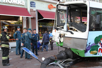 Число пострадавших в ДТП с автобусом в Петербурге увеличилось