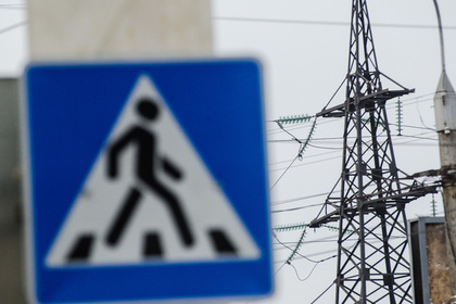 Иномарка скатилась в подземный переход в Москве