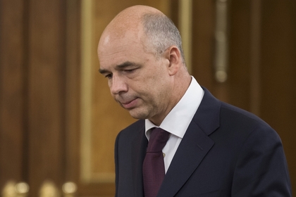 Сэкономленные на заморозке пенсий деньги потратят на борьбу с кризисом