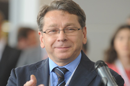 Во Внуково уволены гендиректор и его заместитель