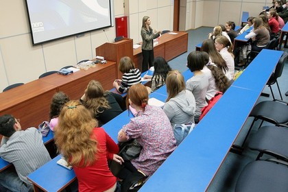 Молодые матери получат стипендии на подготовительных отделениях вузов