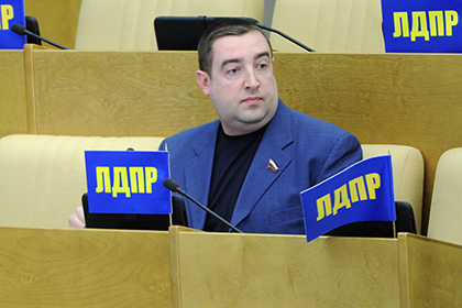 Депутат предложил заселять опустевшие российские деревни китайцами