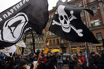 Путин расширил действие антипиратского закона на книги и музыку