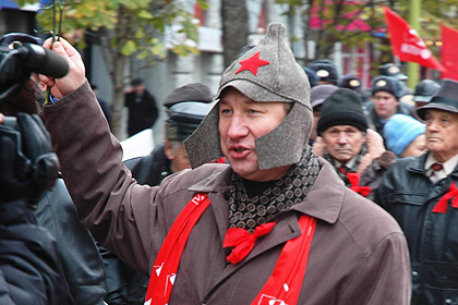 КПРФ потребовала убрать из эфира антироссийски настроенных артистов