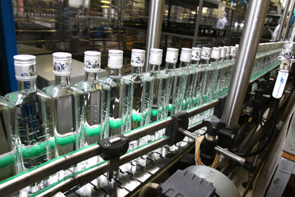 В России стали выпускать меньше водки