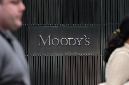 Moody's предсказало падение объема российских валютных резервов