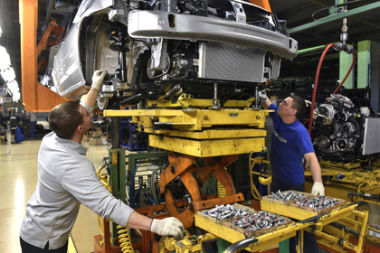 Правительство увеличит частоту выплат бюджетных субсидий автопроизводителям