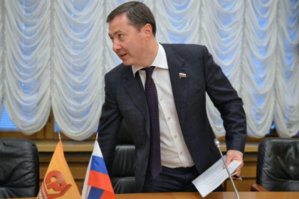 В Госдуме предложили запретить мелкий шрифт в договорах