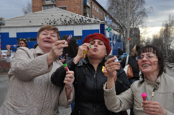 Прошел флеш-моб, приуроченный к акции «Остановим насилие против детей»