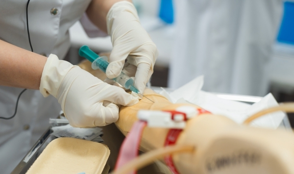 Пострадавших в хакасских пожарах начали выписывать из краевой больницы