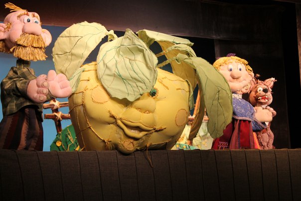 Театр кукол "Сказка" три дня работает в режиме нон-стоп