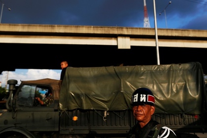 В результате взрыва двух бомб в Таиланде пострадали 11 человек