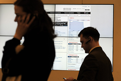 Рубль укрепился на фоне роста цен на нефть