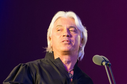 Хворостовский будет лечиться в Лондоне