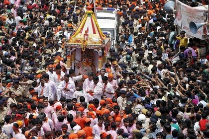 В Индии 11 человек погибли в давке на входе в храм