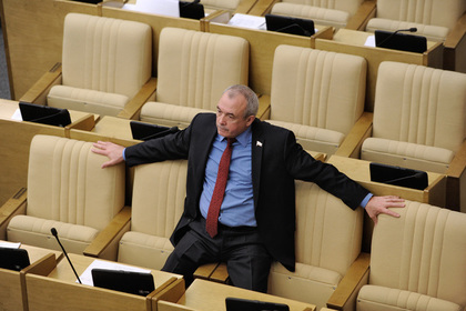 В Госдуме задумались о запрете езды на мотоциклах зимой