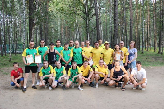 Полицейские Ачинска и Назарово провели товарищескую встречу по волейболу