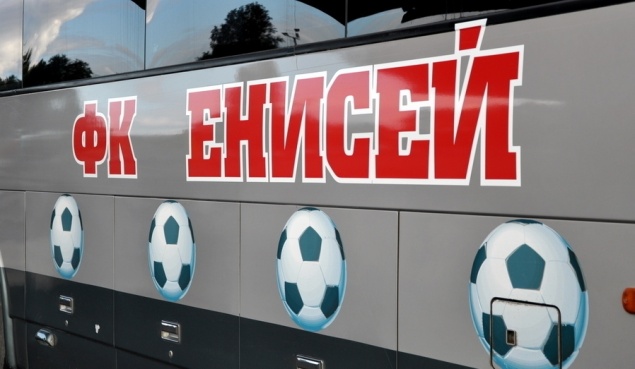 Футболисты «Енисея» сыграли вничью с ФК «Тосно»