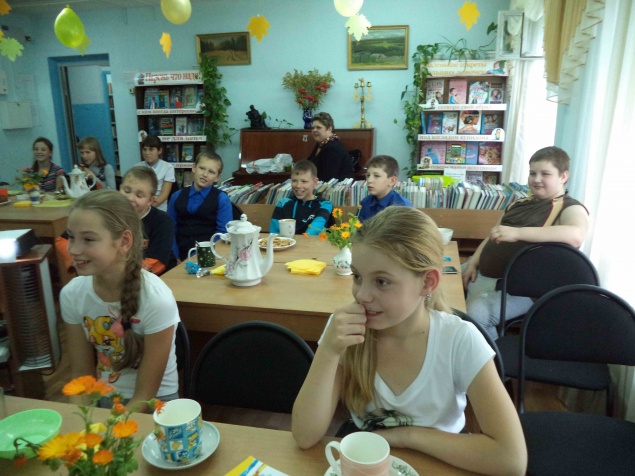 Ачинцы погрузились в «Осеннее настроение» с библиотекой