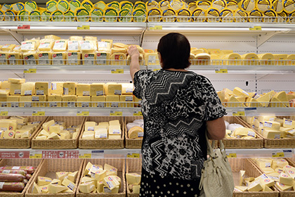 Российские ученые подсчитали расходы населения на импортные продукты