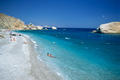 Греческие власти решили сделать страну главным направлением отдыха для россиян