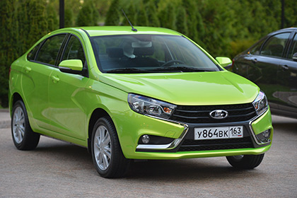 «АвтоВАЗ» опроверг информацию об остановке конвейера