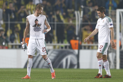 Клуб оштрафовал Тарасова на 300 тысяч евро за футболку с изображением Путина