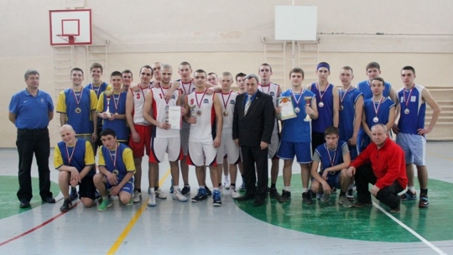 Студенты Ачинского техникума нефти и газа одержали победу в городских соревнованиях по баскетболу