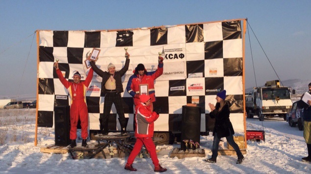 Ачинский гонщик одержал победу в краевом чемпионате по зимним трековым гонкам