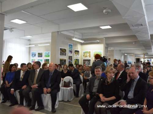 Сегодня состоялось юбилейное мероприятие, посвященное 45-летию Ачинской детской художественной школы имени А.М. Знака