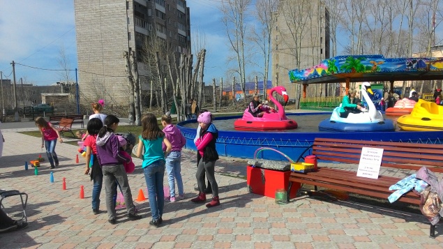 Парк аттракционов открылся для жителей города