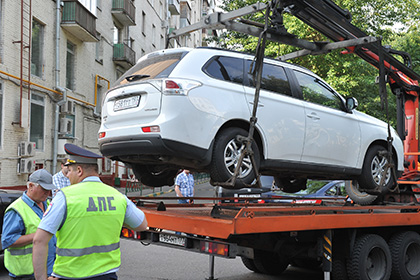 ФАС ввела единые тарифы на эвакуацию автомобилей