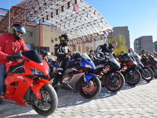 Ачинский байкеры завершили мотосезон большим общегородским праздником