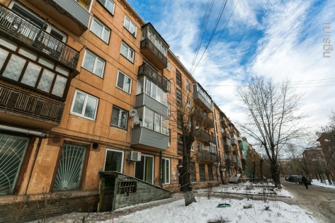 В Ачинске прошла приёмка 2 многоквартирных домов после капитального ремонта крыш