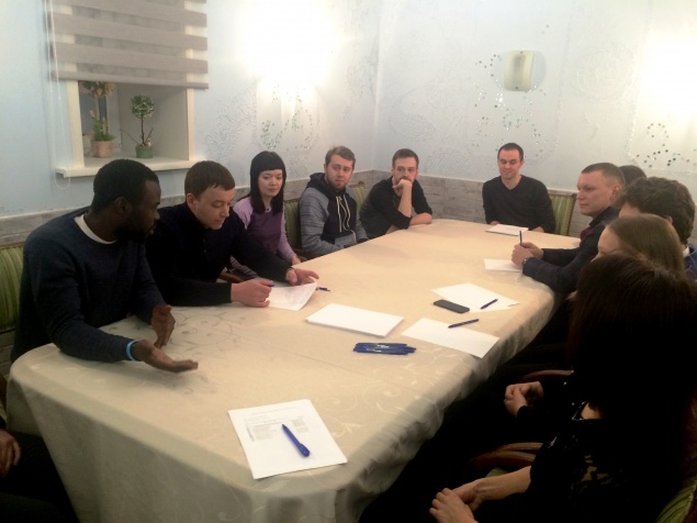 Английский клуб открылся в Ачинске