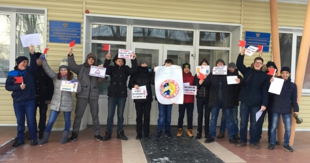 Госавтоинспекторы и общественность провели акцию Молодое поколение - за безопасное движение!»