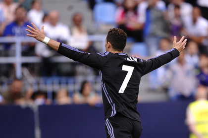 «Реал» после пятилетней паузы выиграл чемпионат Испании по футболу