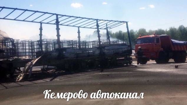 Возгорание на трассе "Новосибирск - Кемерово"