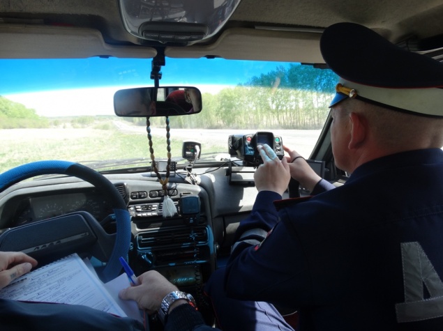 Дорожные полицейские в Ачинске возобновляют контроль за скоростным режимом транспортных средств