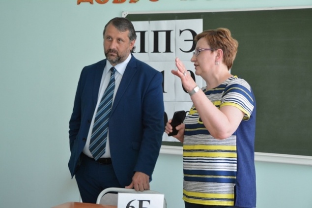 Депутаты Ачинского городского Совета депутатов проверили качество ремонта в городских школах