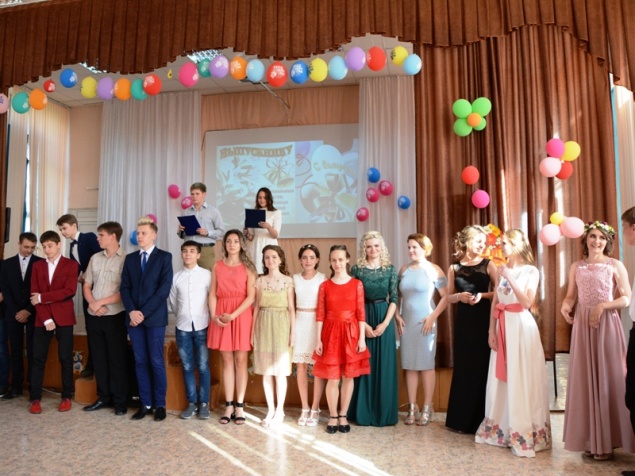 В ачинских школах прошли выпускные