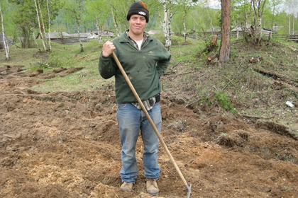 Веселый молочник попал в больницу после укуса энцефалитного клеща