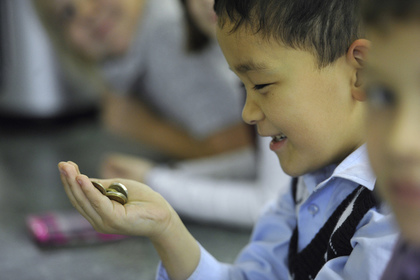 Российских школьников научат основам предпринимательства