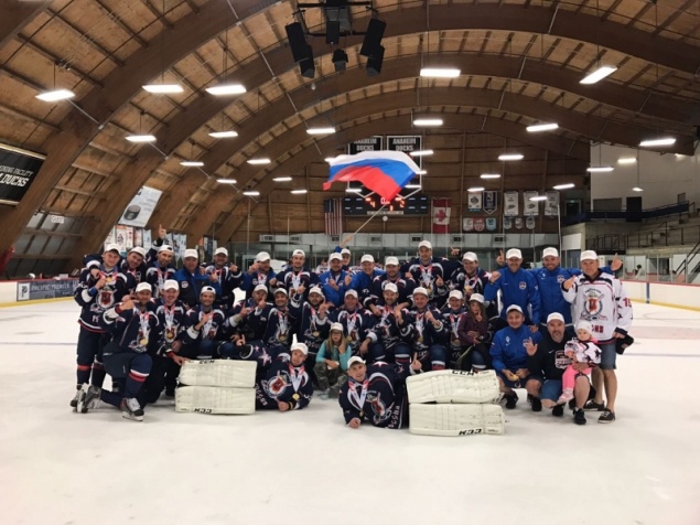 Российские хоккеисты с триумфом завершили выступление на XVII Всемирных играх полицейских и пожарных