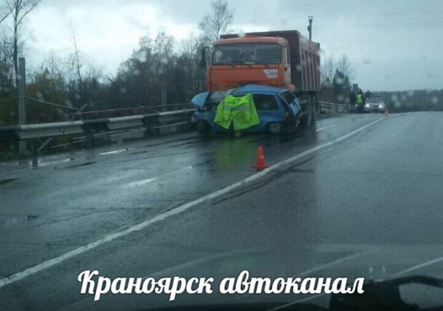 В Красноярском крае под колесами КАМАЗа погиб 90-летний водитель «Оки»