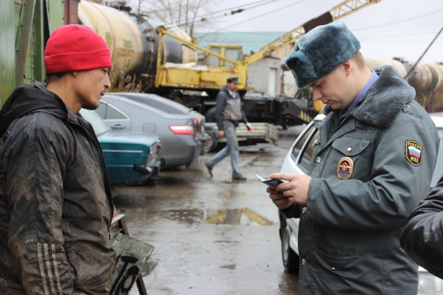 В Ачинске полицейские задержали иностранных граждан, незаконно находящихся на территории страны