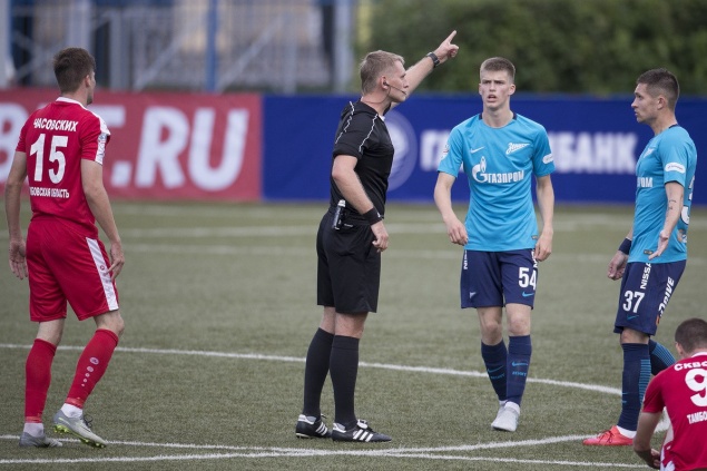 Нападающий «Тамбова» забил ударом через себя из-за пределов штрафной