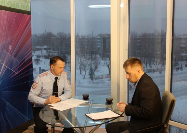 Руководство отдела уголовного розыска и МО МВД «Ачинский» обсудили вопросы профилактики мошенничества в эфире телеканала «Новый век»